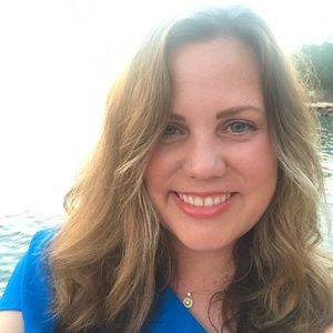 Meet your Posher, Suzanne